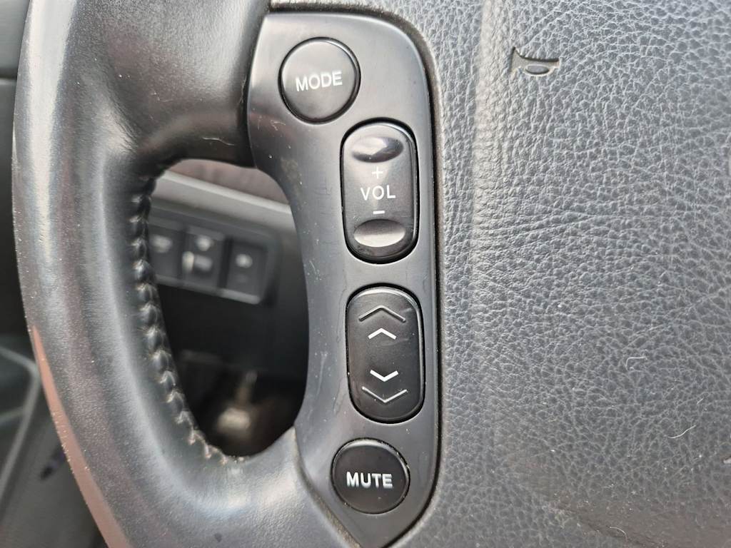 Thumbnail: 2009 Hyundai Santa Fe - 30
