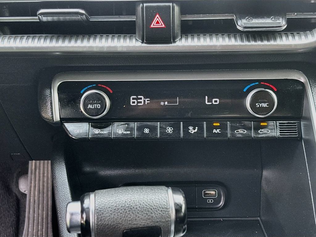 Thumbnail: 2022 Kia K5 - 26