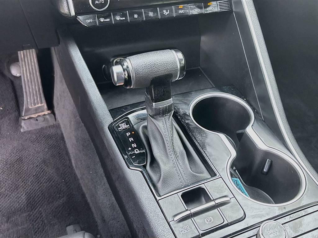Thumbnail: 2022 Kia K5 - 16