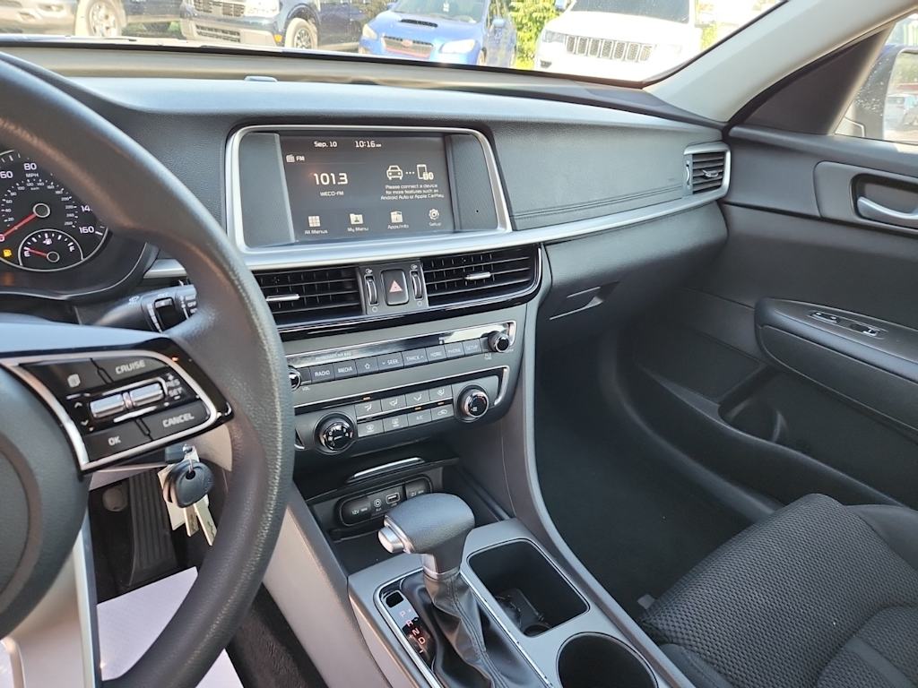 Thumbnail: 2020 Kia Optima - 2