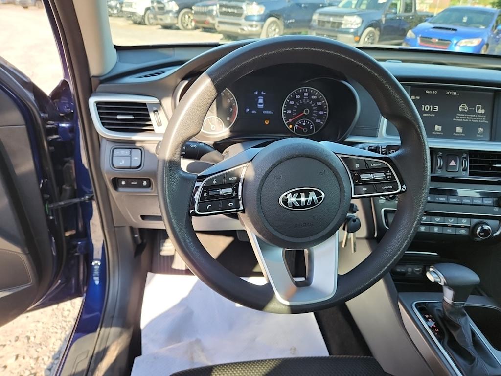 Thumbnail: 2020 Kia Optima - 7