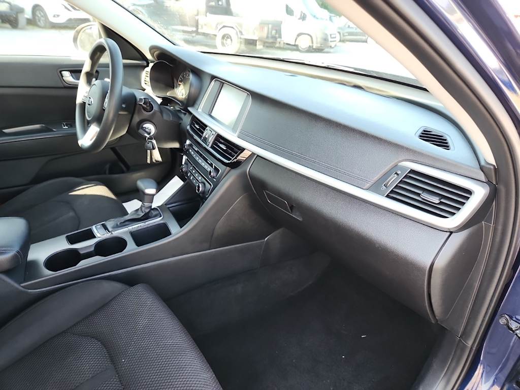 Thumbnail: 2020 Kia Optima - 12