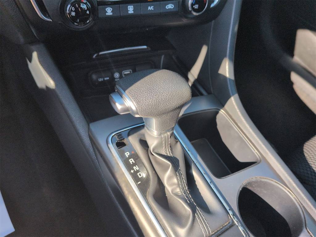 Thumbnail: 2020 Kia Optima - 14