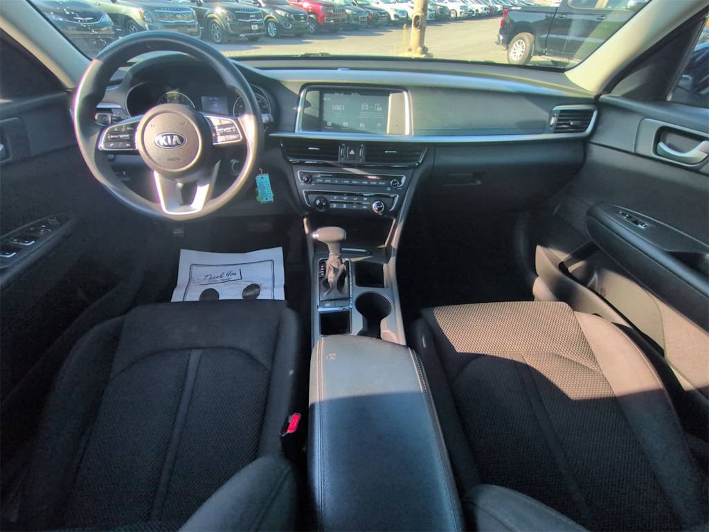Thumbnail: 2020 Kia Optima - 9
