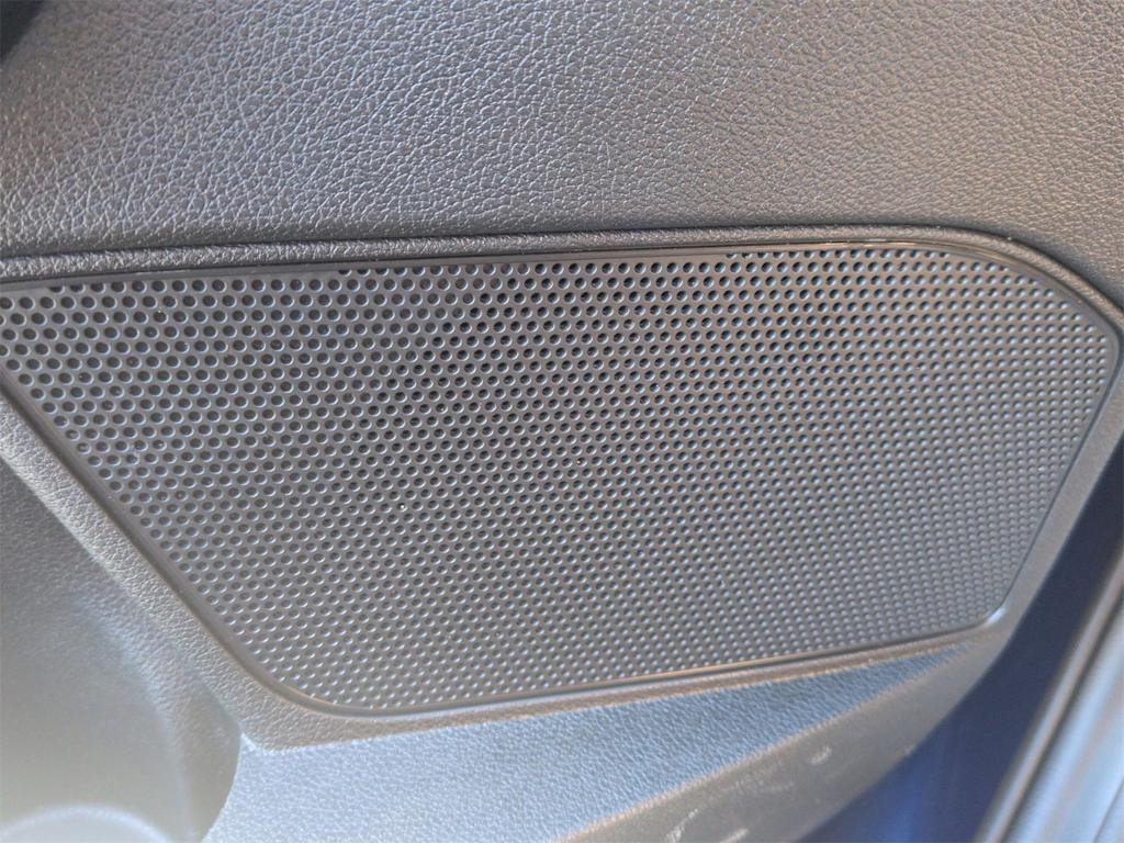 Thumbnail: 2020 Kia Optima - 31