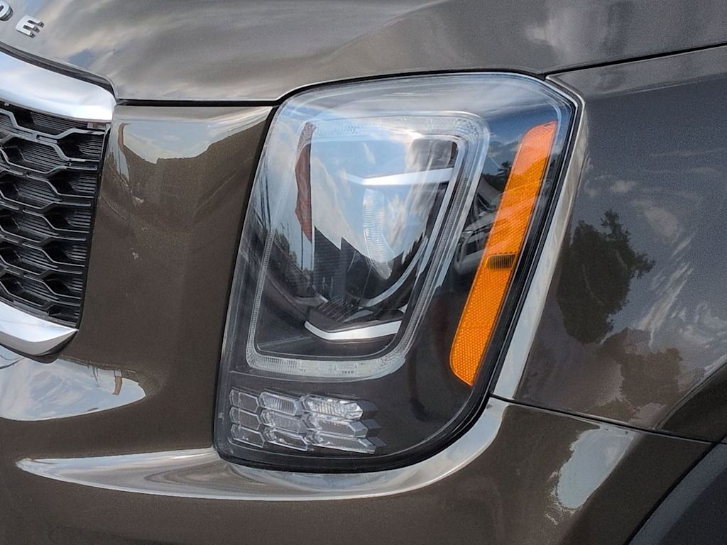 Thumbnail: 2022 Kia Telluride - 23