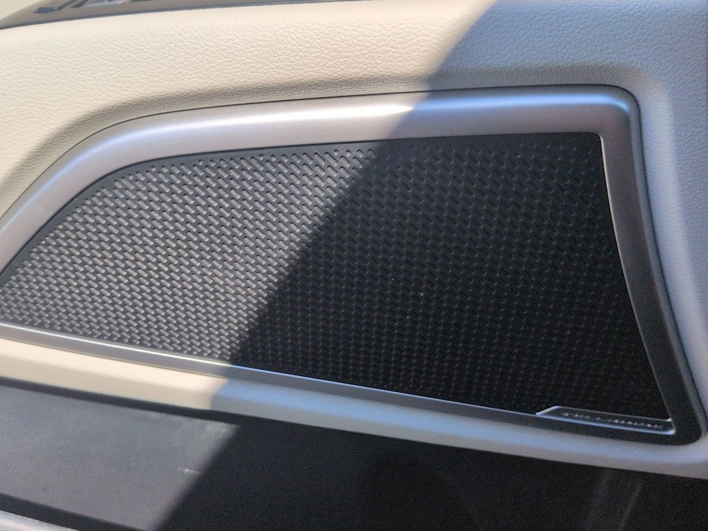 Thumbnail: 2021 Kia Telluride - 30