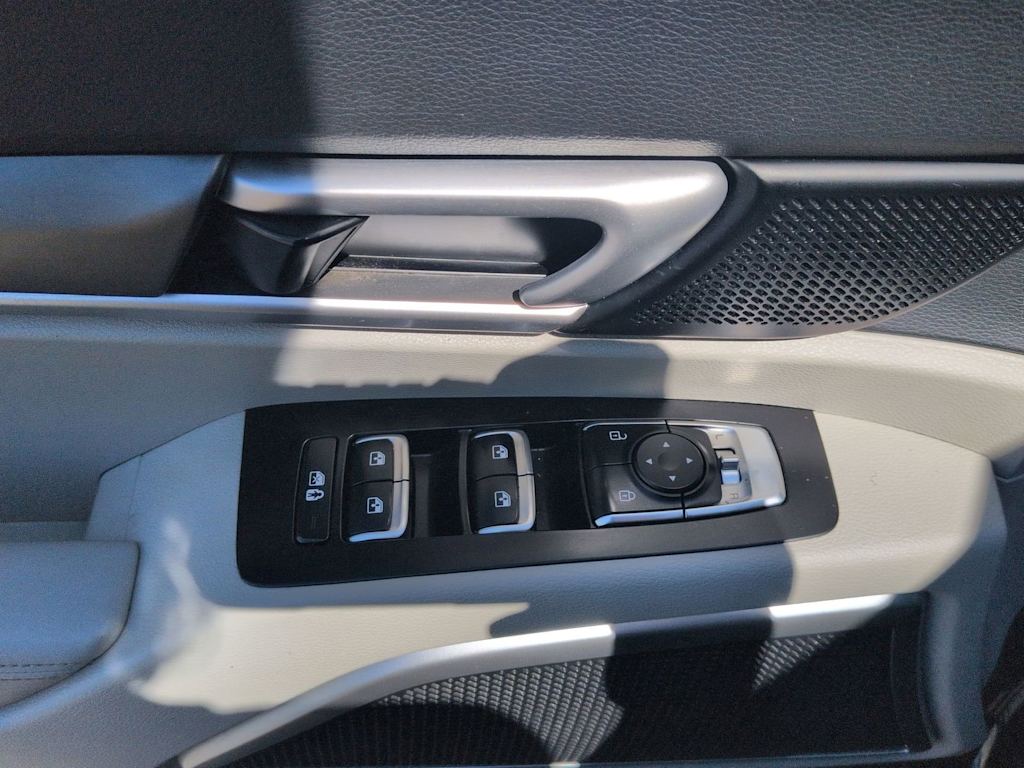 Thumbnail: 2021 Kia Telluride - 21