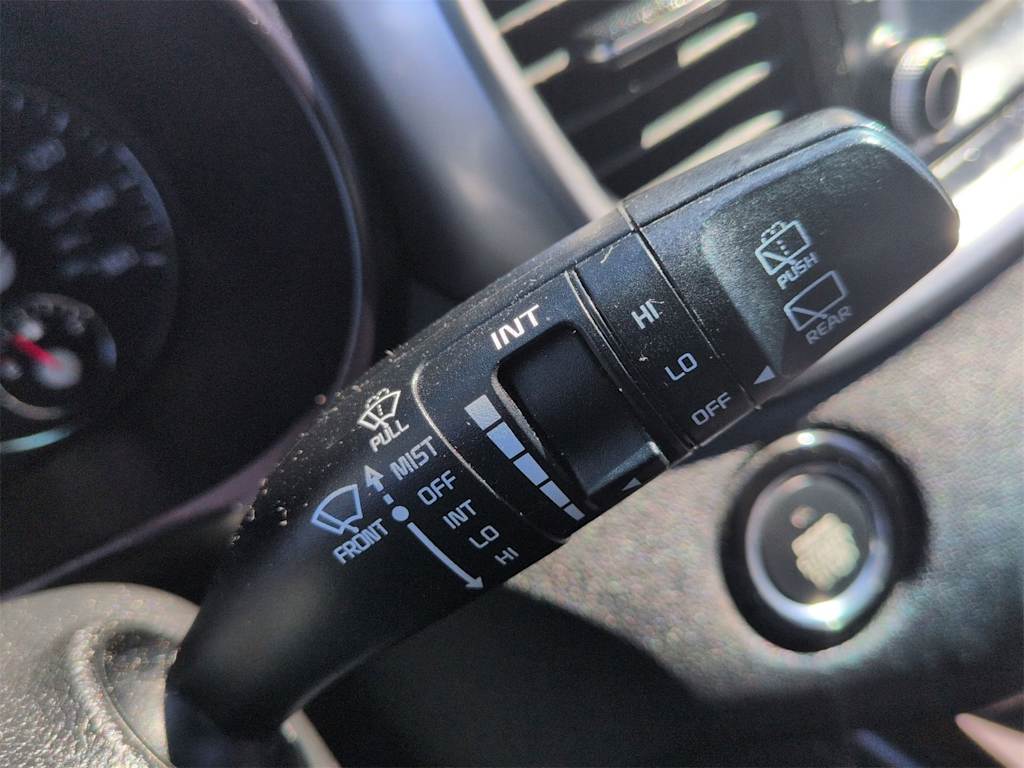 Thumbnail: 2020 Kia Sorento - 15