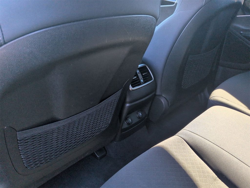 Thumbnail: 2020 Kia Sorento - 25