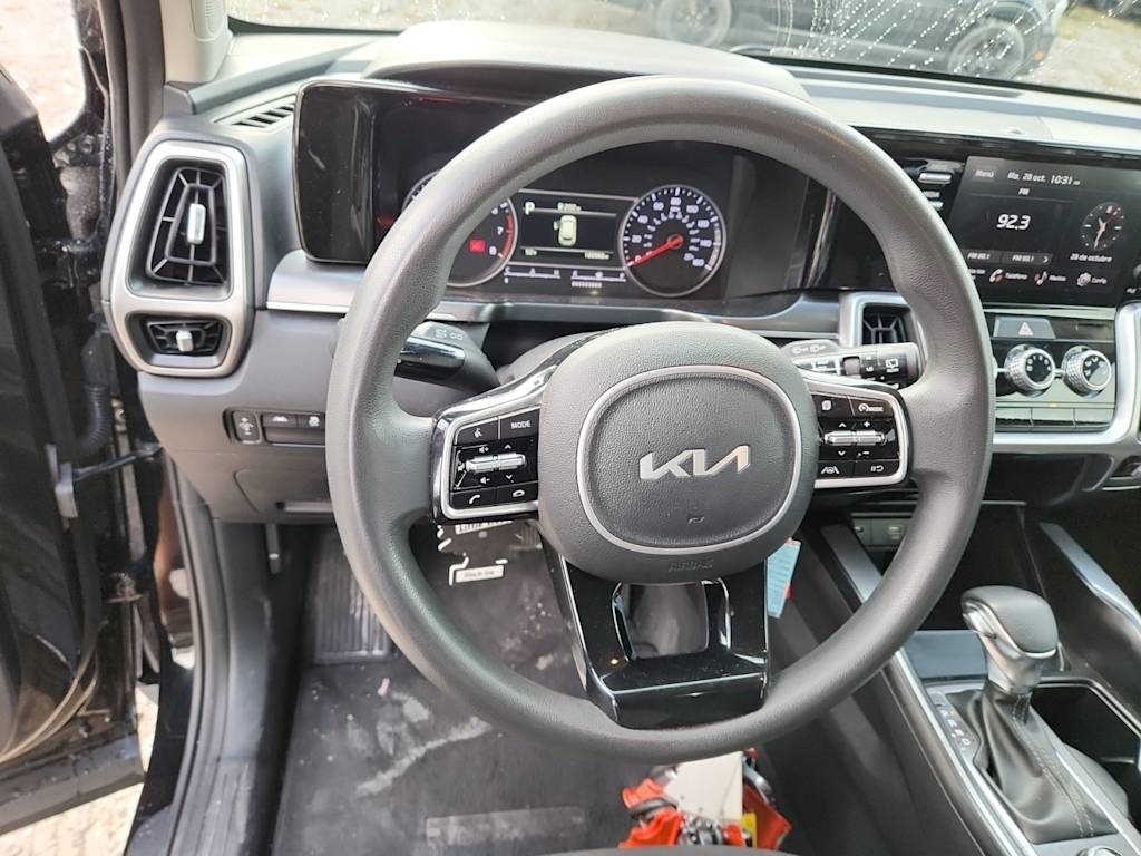 Thumbnail: 2022 Kia Sorento - 7