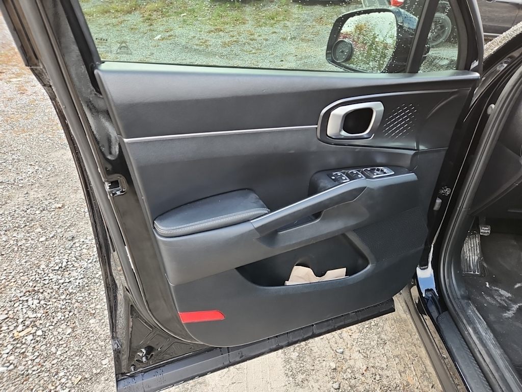 Thumbnail: 2022 Kia Sorento - 20