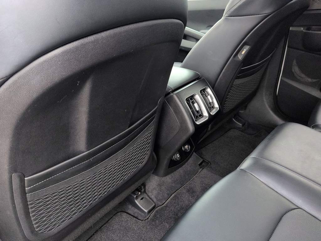 Thumbnail: 2021 Kia Sorento - 23