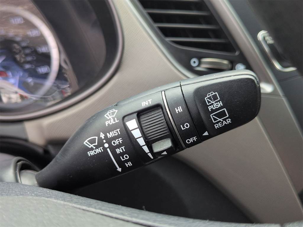 Thumbnail: 2018 Hyundai Santa Fe - 29