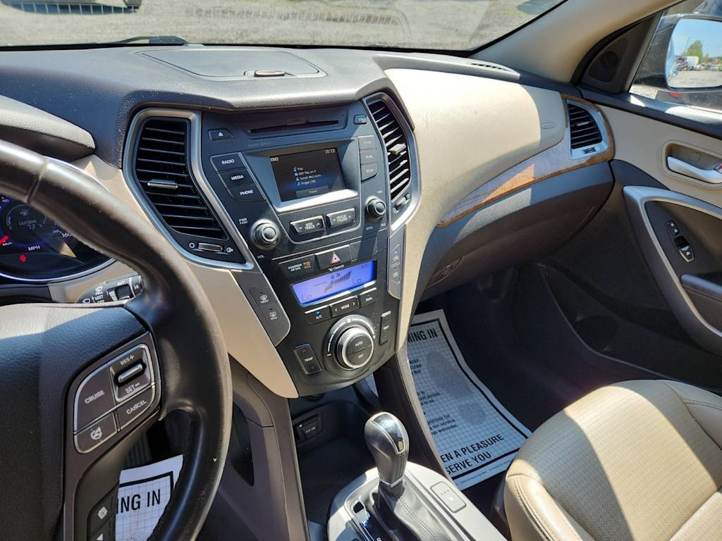 Thumbnail: 2016 Hyundai Santa Fe - 2