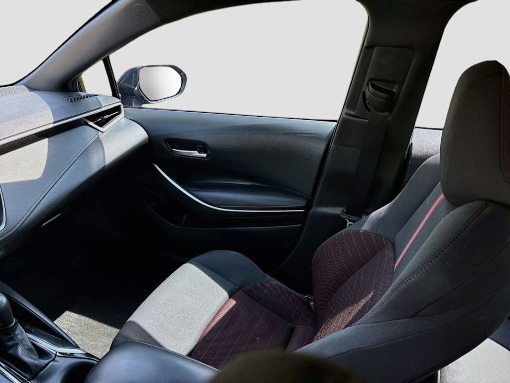 Thumbnail: 2023 Toyota Corolla - 26