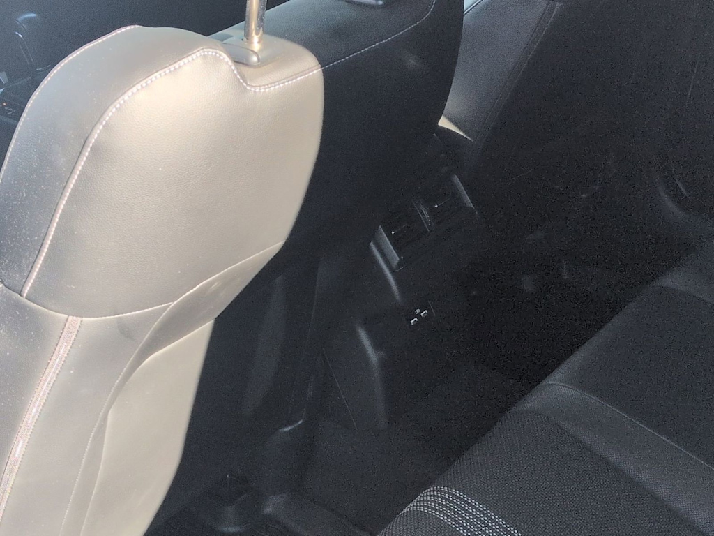 Thumbnail: 2023 Mazda CX-50 - 10