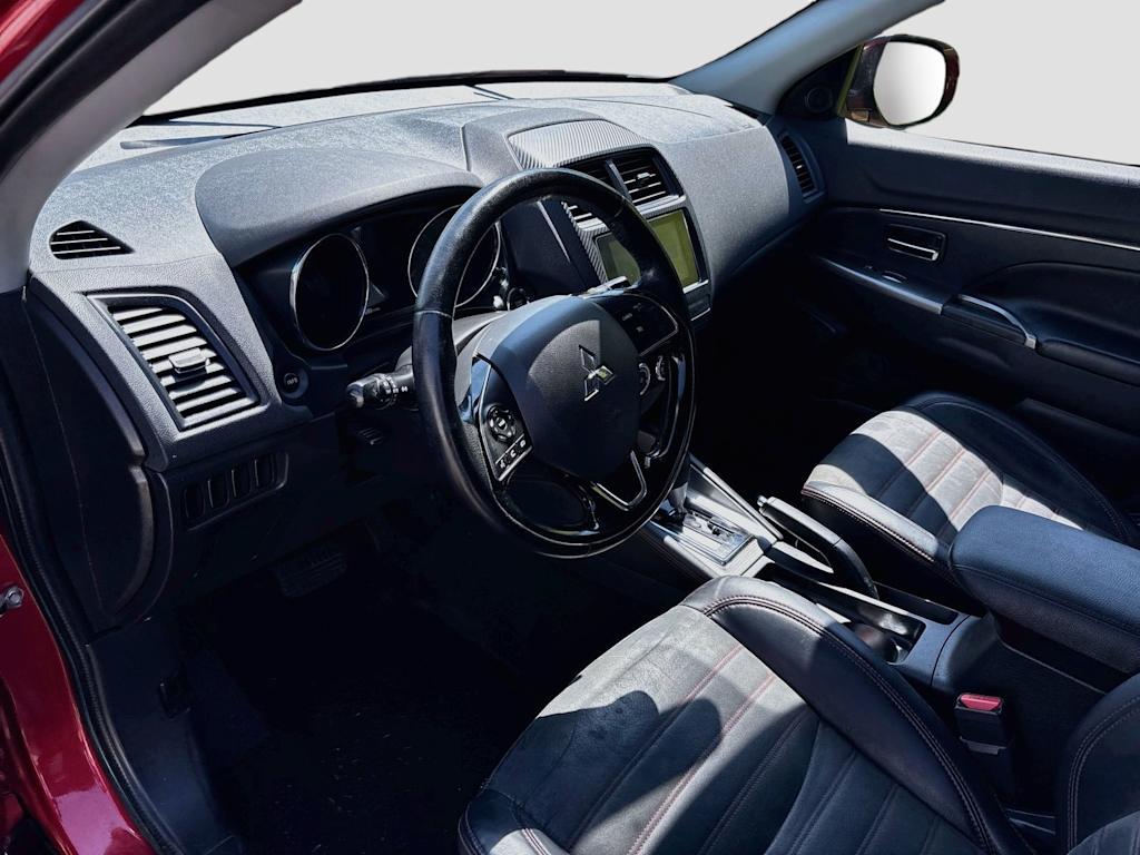 Thumbnail: 2018 Mitsubishi Outlander Sport - 2