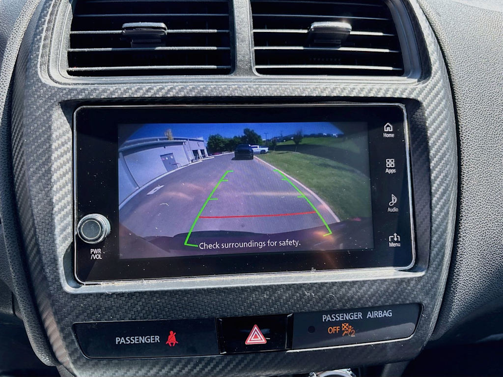 Thumbnail: 2018 Mitsubishi Outlander Sport - 16
