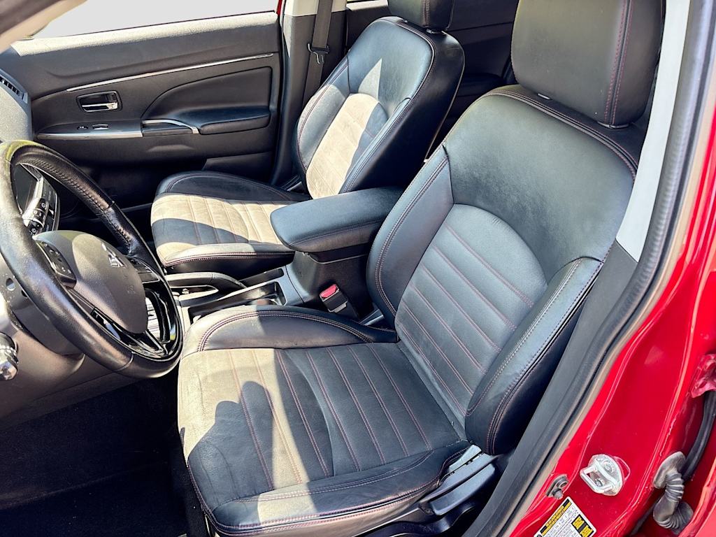 Thumbnail: 2018 Mitsubishi Outlander Sport - 11