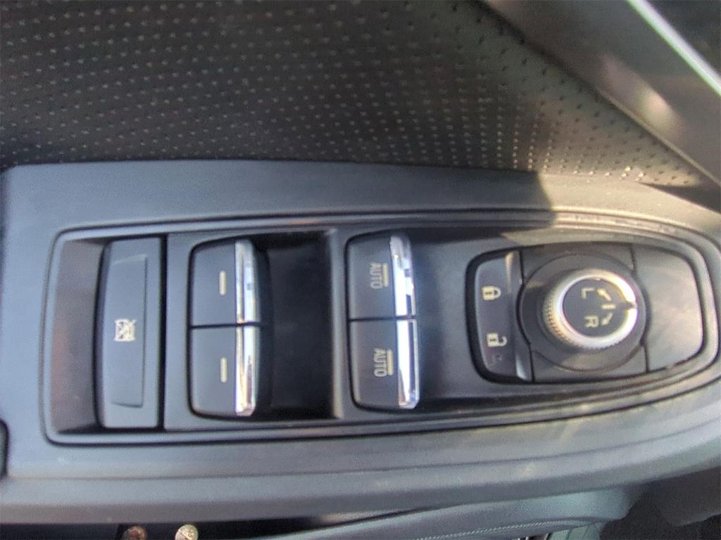 Thumbnail: 2018 Subaru Crosstrek - 24