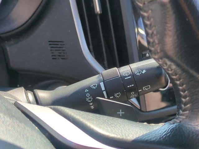 2021 Subaru Forester Limited 32