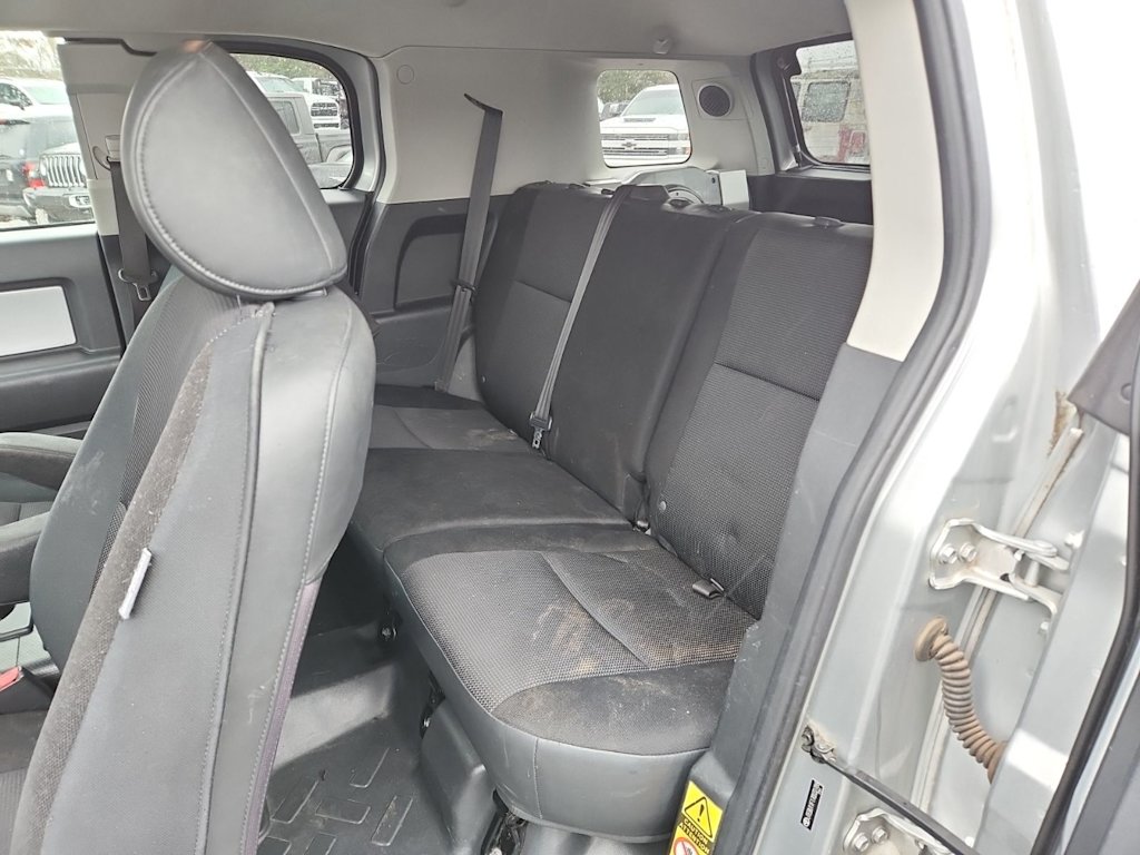 Thumbnail: 2007 Toyota FJ Cruiser - 11