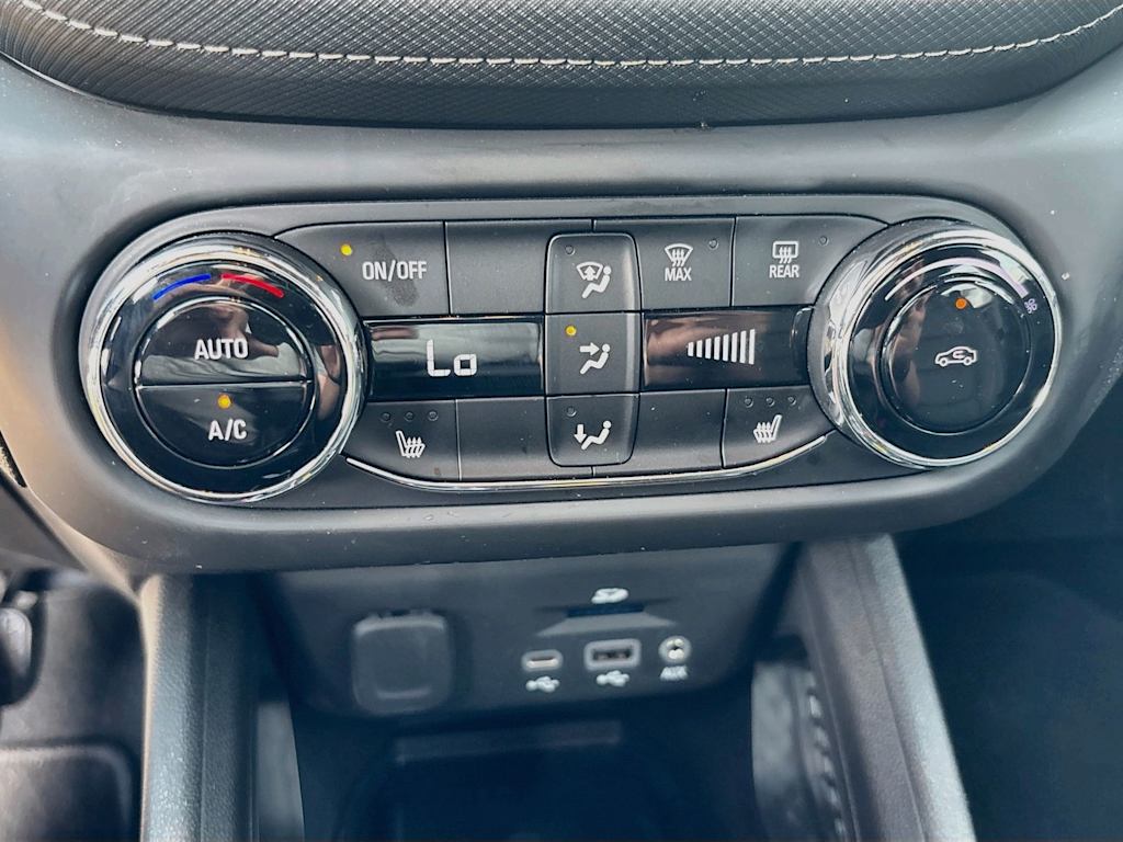 Thumbnail: 2023 Chevrolet TrailBlazer - 27