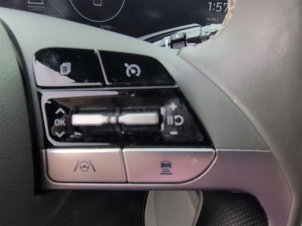 Thumbnail: 2023 Hyundai Elantra - 23