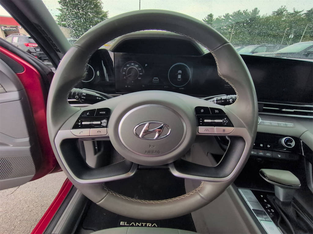 Thumbnail: 2023 Hyundai Elantra - 10