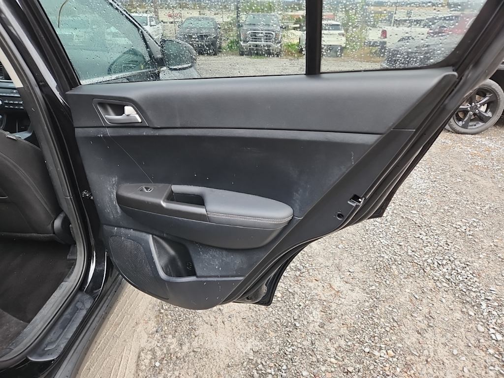 Thumbnail: 2022 Kia Sportage - 25