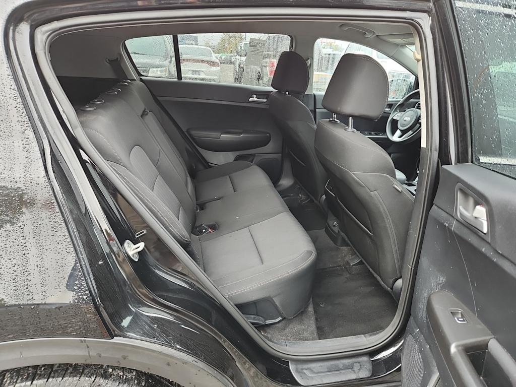 Thumbnail: 2022 Kia Sportage - 10