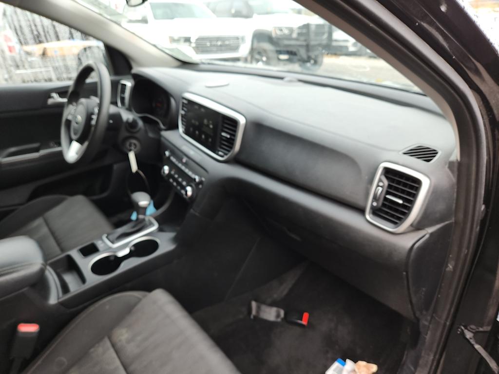 Thumbnail: 2022 Kia Sportage - 11