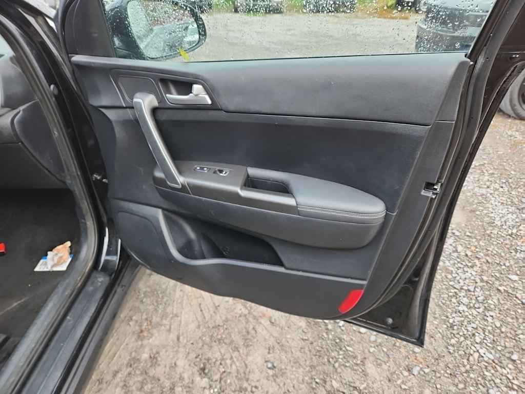 Thumbnail: 2022 Kia Sportage - 24