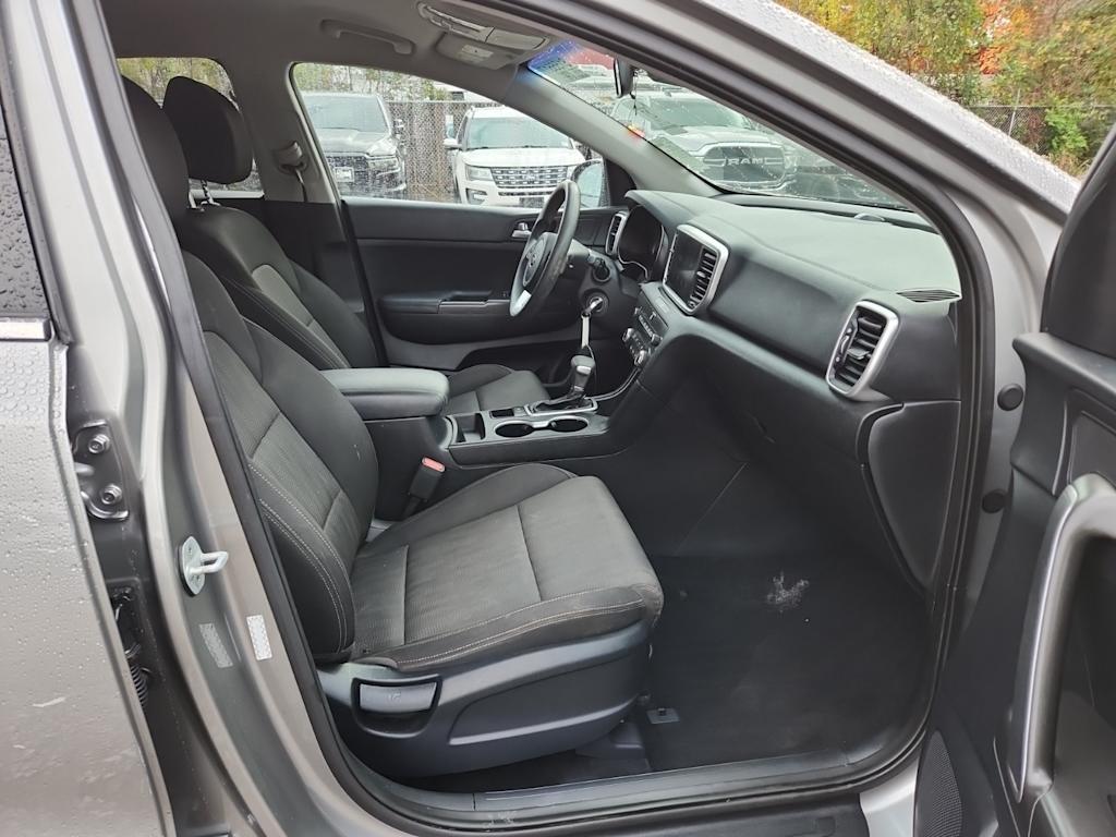 Thumbnail: 2022 Kia Sportage - 22