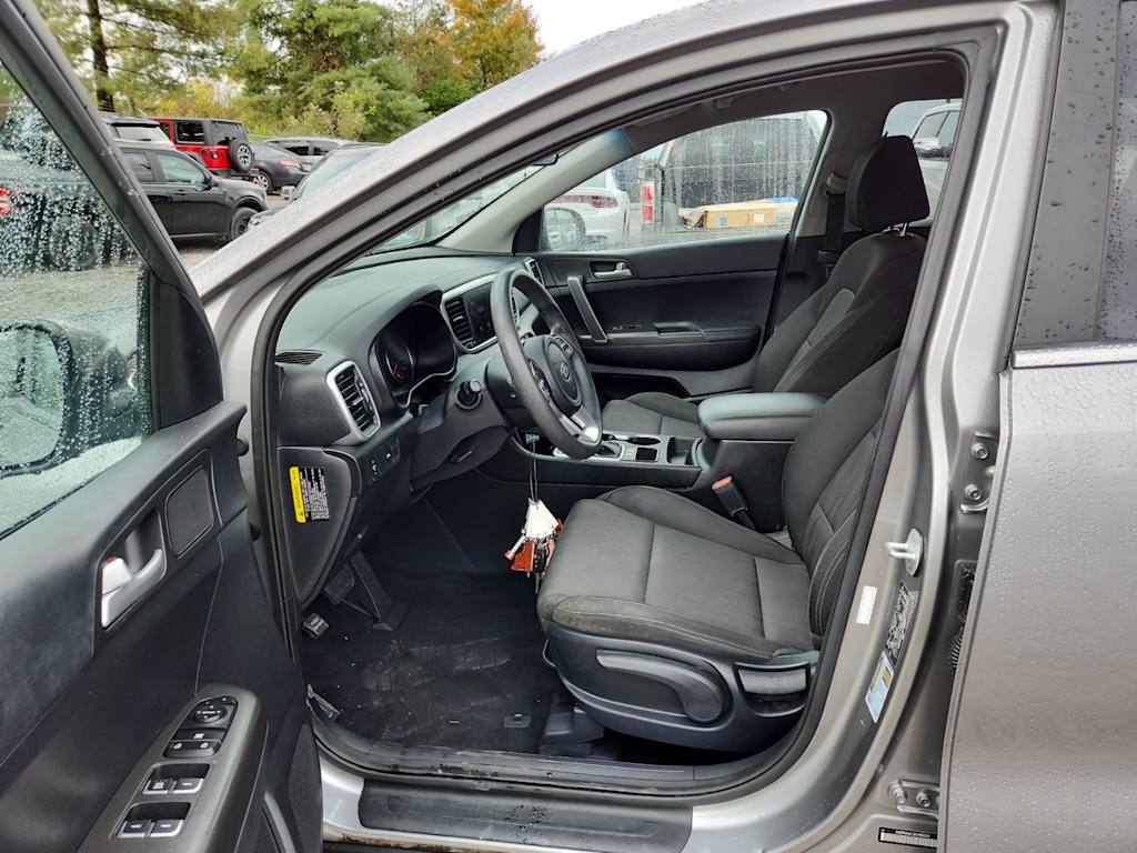 Thumbnail: 2022 Kia Sportage - 9