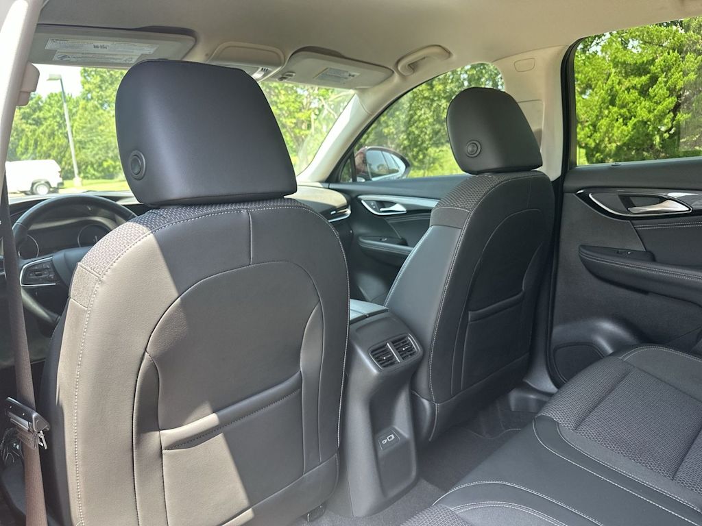 Thumbnail: 2023 Buick Envision - 13