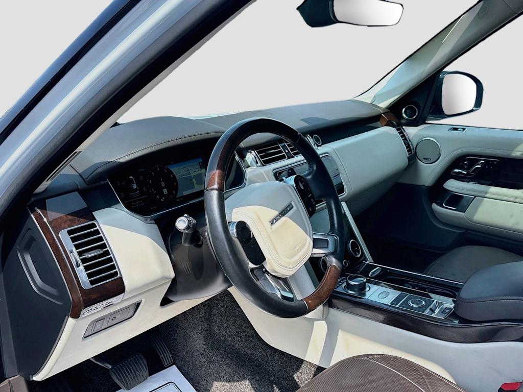 Thumbnail: 2019 Land Rover Range Rover - 2