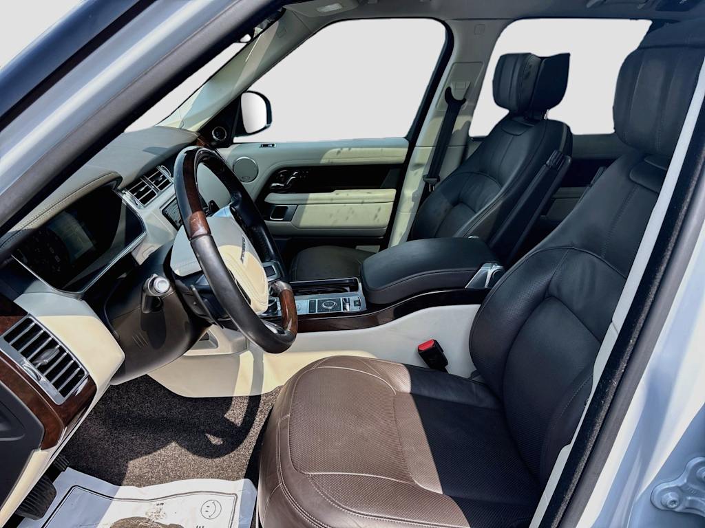 Thumbnail: 2019 Land Rover Range Rover - 9