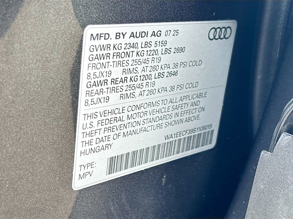 Thumbnail: 2025 Audi Q3 - 19