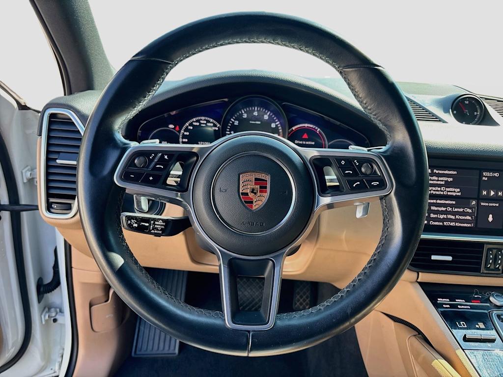 Thumbnail: 2020 Porsche Cayenne - 9