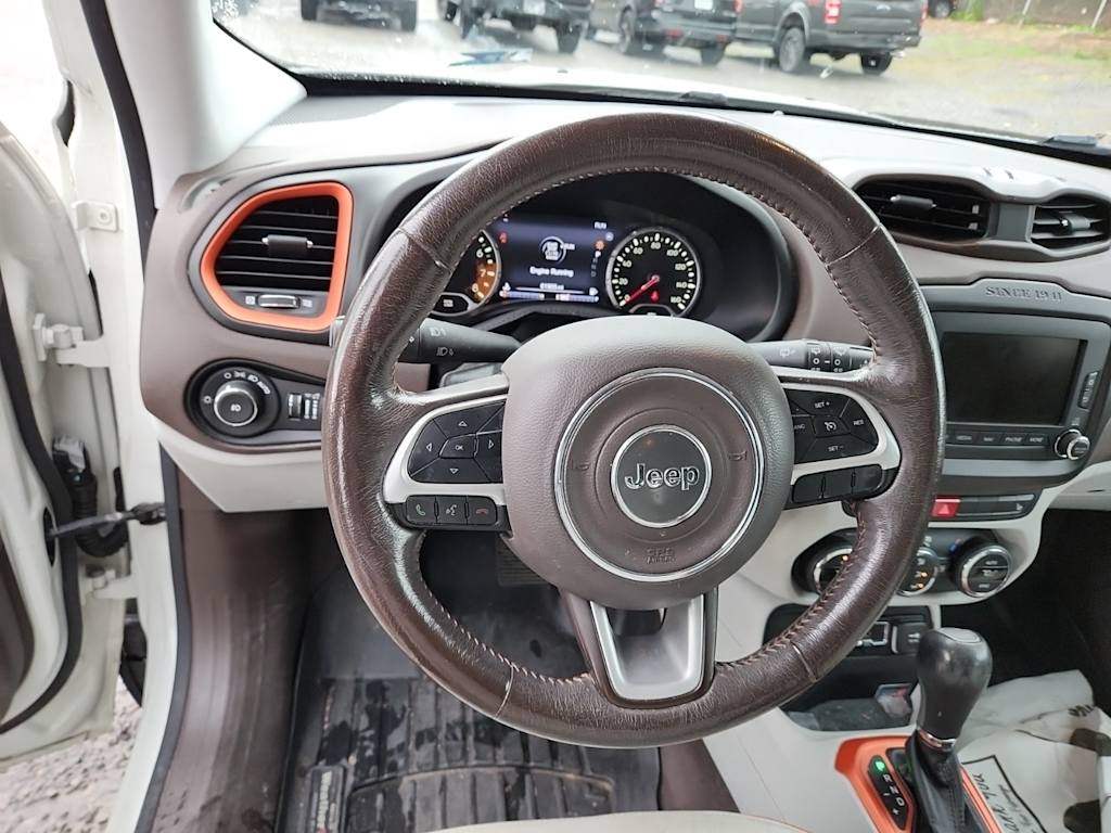 Thumbnail: 2015 Jeep Renegade - 7