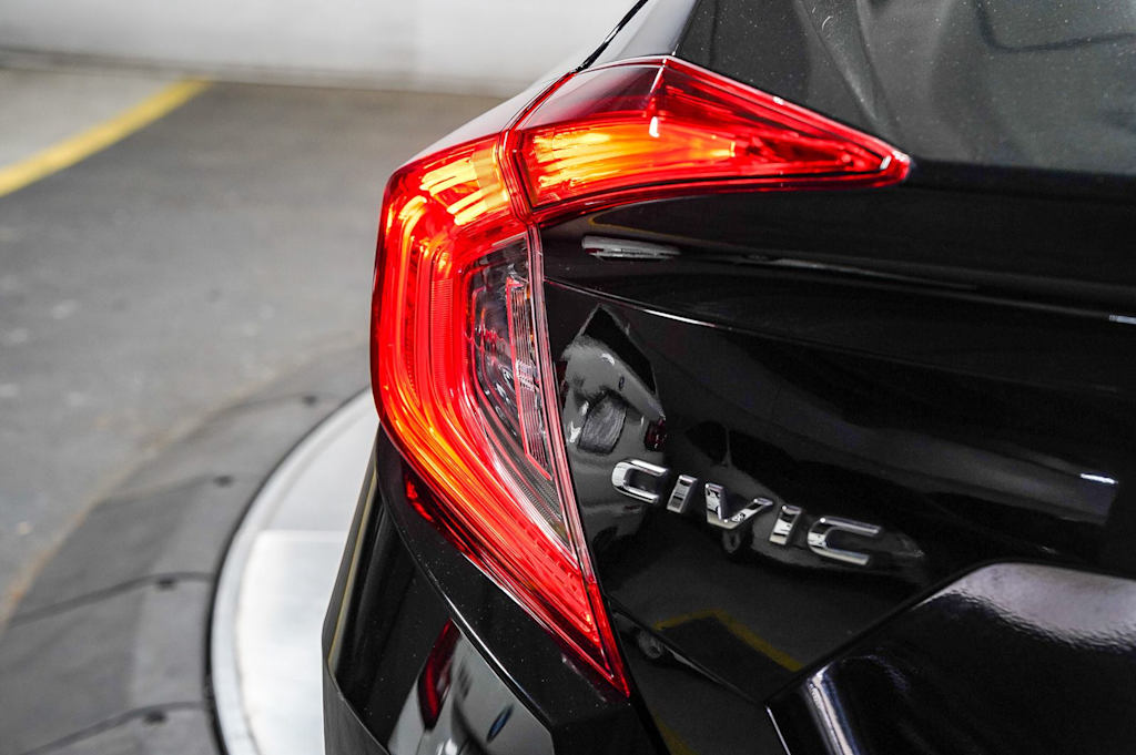 Thumbnail: 2017 Honda Civic - 23