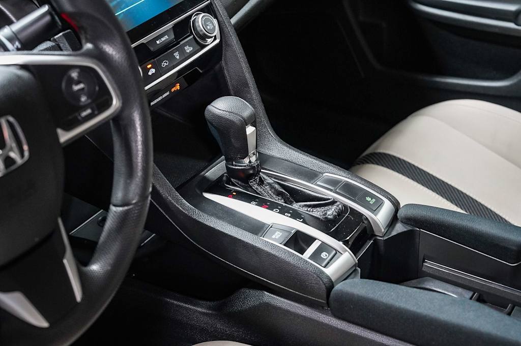 Thumbnail: 2017 Honda Civic - 14