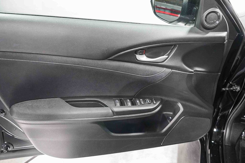 Thumbnail: 2022 Honda Insight - 25