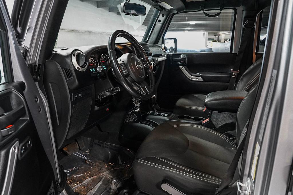 Thumbnail: 2018 Jeep Wrangler - 10