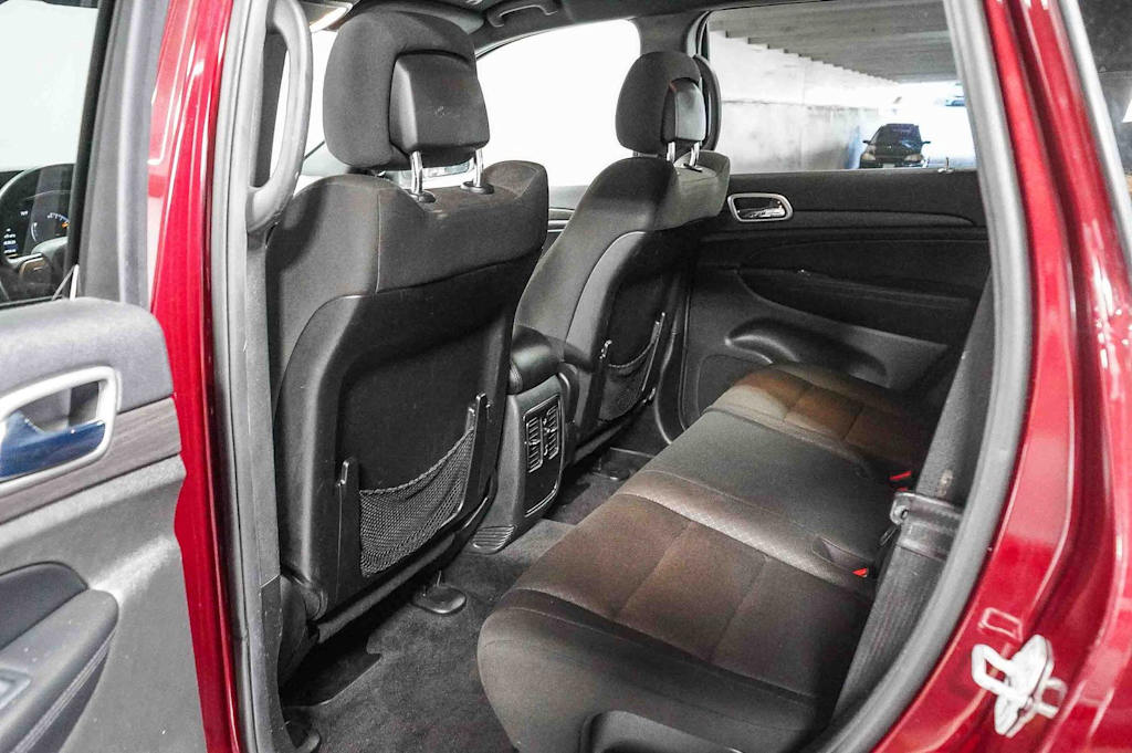 Thumbnail: 2018 Jeep Grand Cherokee - 12