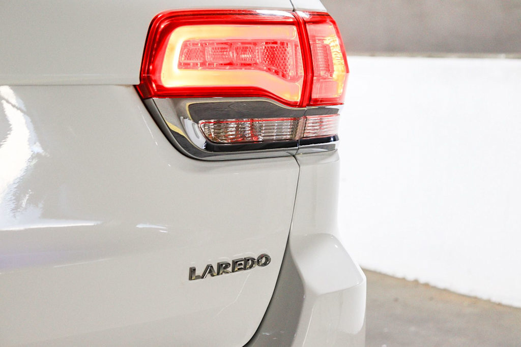 Thumbnail: 2019 Jeep Grand Cherokee - 24