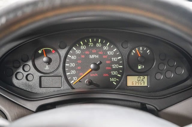 Thumbnail: 2002 Ford Focus - 17