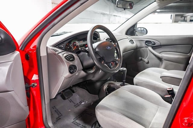 Thumbnail: 2002 Ford Focus - 14